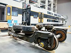 Platz 7: Schienenfahrzeugbau; Für den Bau von Schienenfahrzeugen wurden 2,4 Prozent der Werkzeugmaschinen produziert.