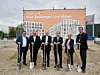 Spatenstich für die künftige Europazentrale von DMG Mori (v.l.n.r.): Tobias Gotthardt (Bayerisches Staatsministerium), Clemens Baumgärtner (Stadt München), Robert Hübner (RH Unternehmensgruppe), Dr.-Ing. Masahiko Mori (DMG MORI), Ulrike Sabel (Competo Capital Partners), Prof. Robert Biedermann (Kanzlei Prof. Hauth & Partner.