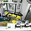 Anlauf Fertigungszelle mit Fanuc-Roboter.