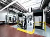 Toyota Motorsport Fertigungshalle mit DMG DMU 200 Gantry