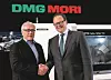 Mit einer Mehrheitsbeteiligung an Realizer aus Borchen stärkt DMG Mori seine Zukunftstechnologien im Additive Manufacturing. Christian Thönes (rechts), Vorstandsvorsitzender der DMG Mori Aktiengesellschaft, und Matthias Fockele, Geschäftsführer der Realizer GmbH, freuen sich auf die künftige Zusammenarbeit. -