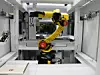 Das Werkstückhandling wurde mit Robotern automatisiert.