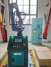 Ein Palettierroboter von Estun wurde bei der Eröffnung in Schwäbisch Gmünd auch gezeigt.