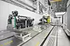 Als Automatisierungslösung wählte Tatra ein Fastems FPC3000-System, das vorerst zwölf, in einem späteren Schritt dann 18 Palettenplätze und einen Linearförderer beinhaltet.
