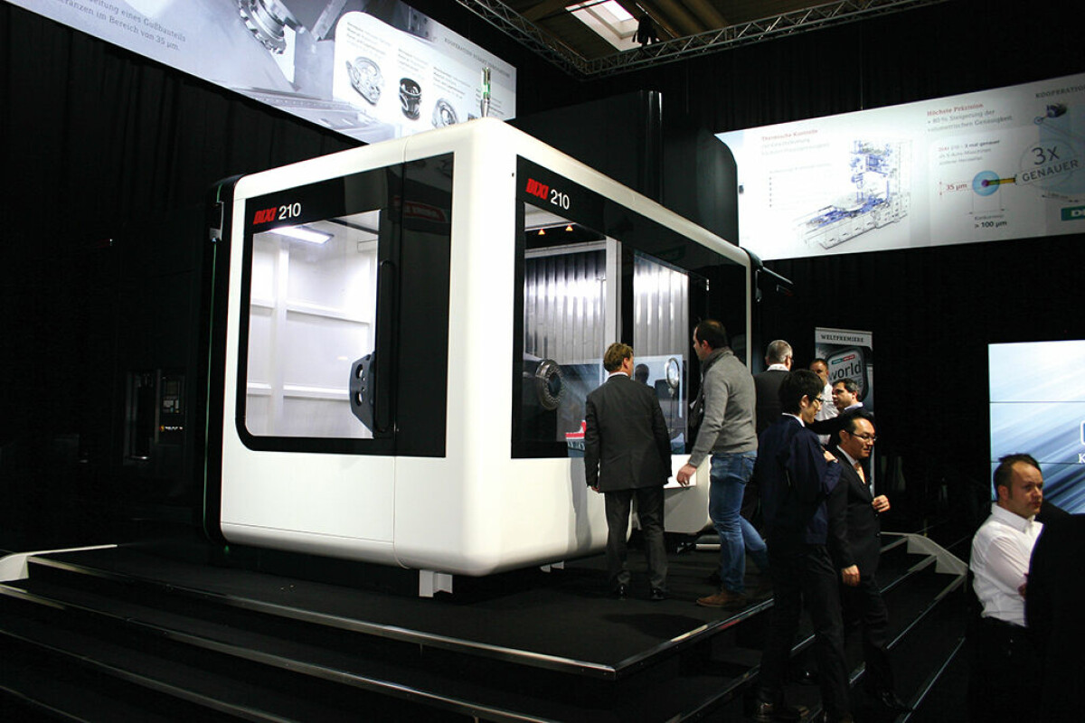 Präzises Schwergewicht Dixi 210 von Mori Seiki & Deckel Maho